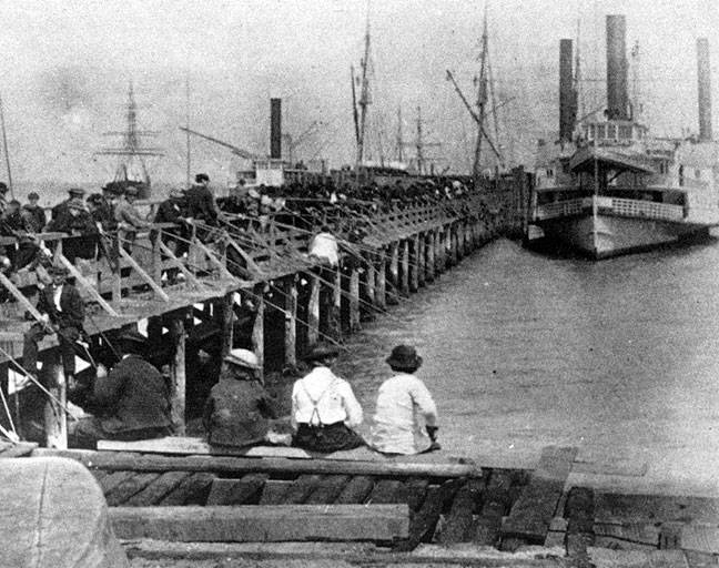 File:Smelt-fishing-from-Long-Bridge-1869.jpg