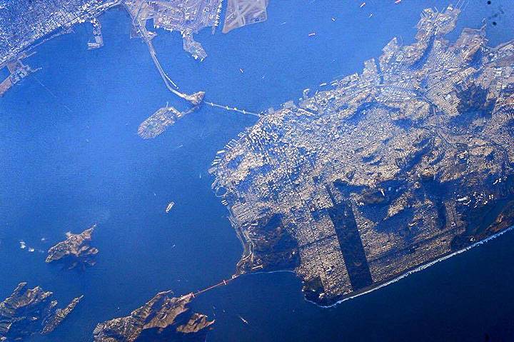 File:Sept 5 2015 view of SF from Intl Space Station via Drew Tuma FB.jpg