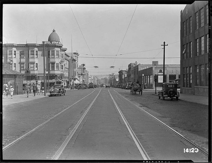 9th-and-Howard-Streets-Looking-South July-18-1933 U14123.jpg