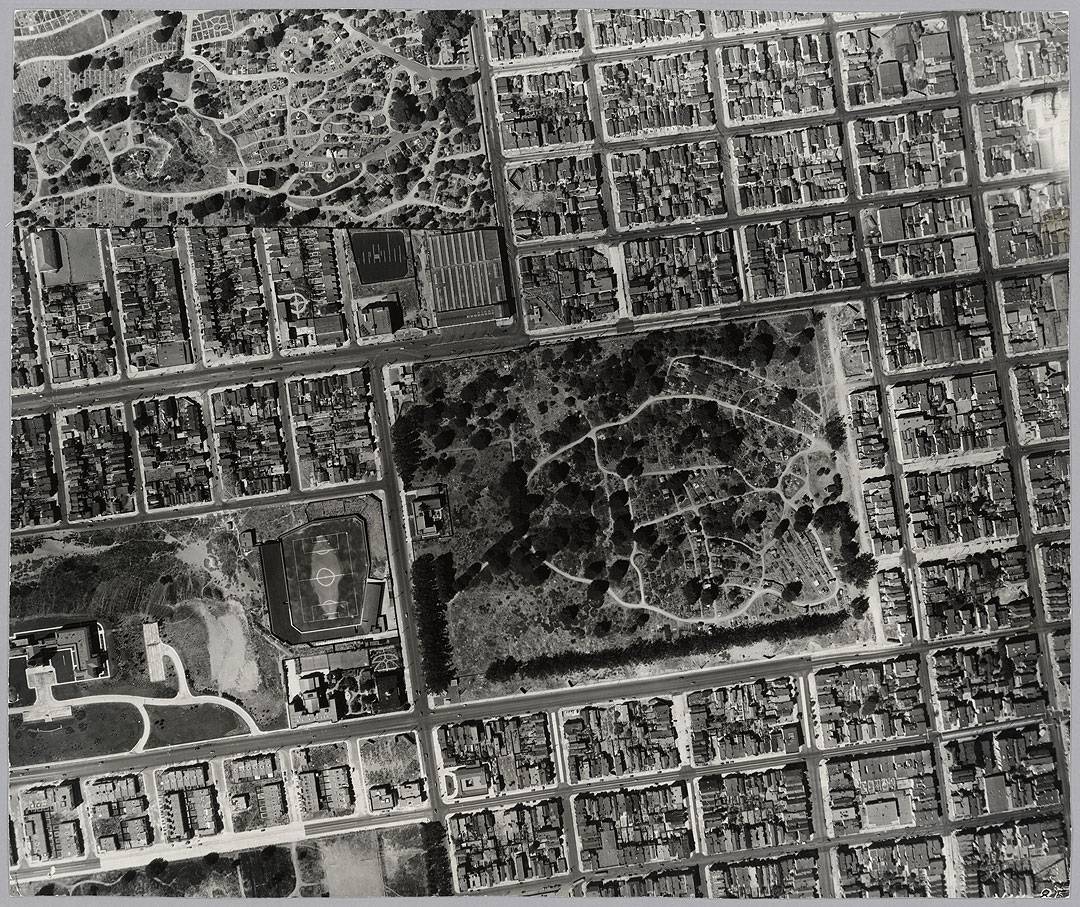 1938-Calvary-and-Laurel-Hill-cemeteries-5852085.jpg