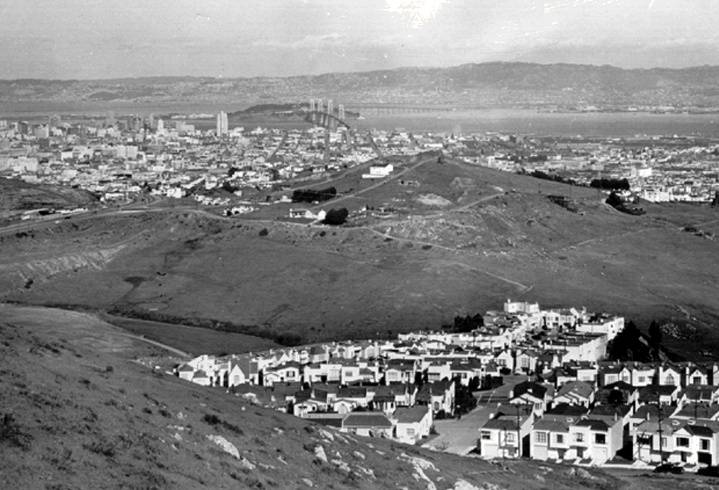Downtown from mt- davidson 1939.jpg