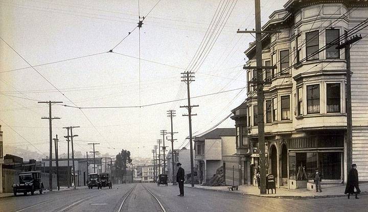 File:North-on-Mission-from-Highland-Ave.-Oct-12-1922.jpg