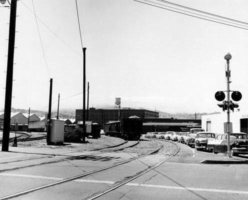 Rail ars at Bryant and Alameda 1964 AAB-2990.jpg