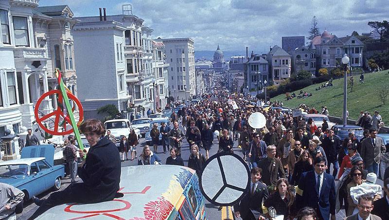 1967-Peace-March-on-Fulton-at-Alamo-Square-looking-east-via-John-Harris-FB.jpg