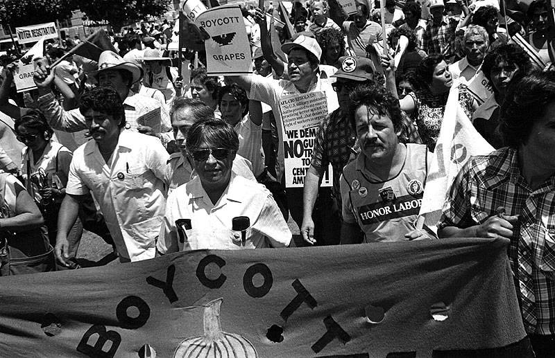Cesar-chavez-leading-UFW-march-at-Democratic-National-Convention-San-Francisco-1984 Keith-Holmes.jpg