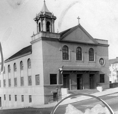 File:St Teresas Church 1930 AAB-1052.jpg
