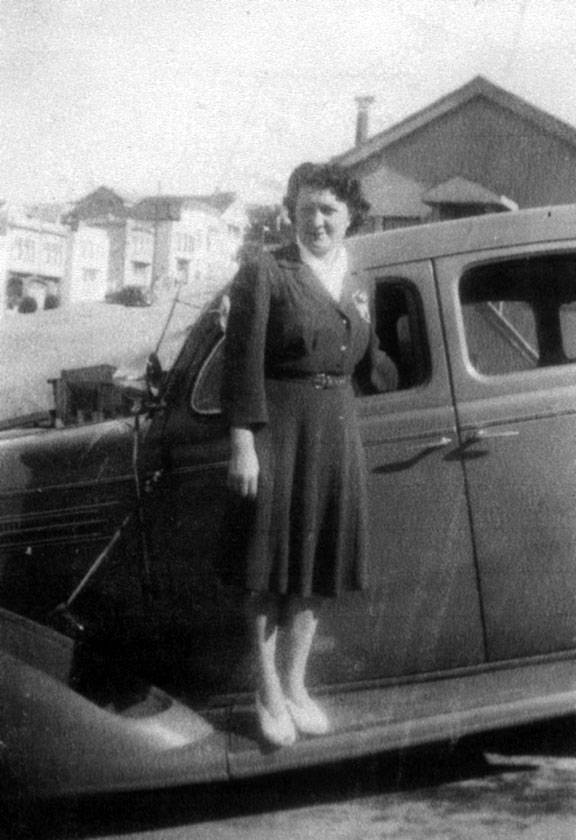 Lillian-Firpo-1942-on-Potrero-Hill.jpg