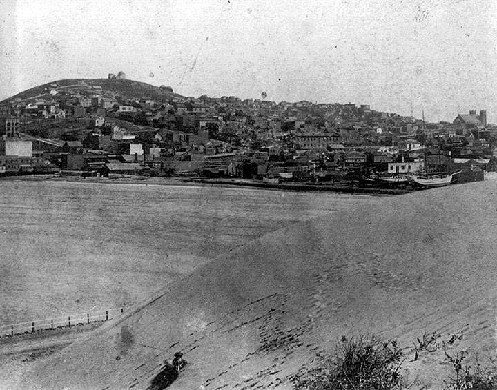 TELHL-w-big-dune-in-foreground-1888.jpg