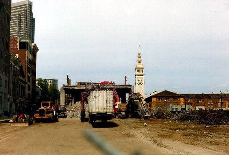 File:Demolition-of-Embarcadero-freeway-via-Michael-Kiesling-FB n.jpg