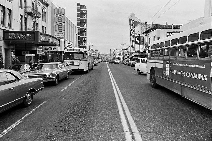 File:Mission-St-south-from-22nd 1215 Chuck-Gould.jpg