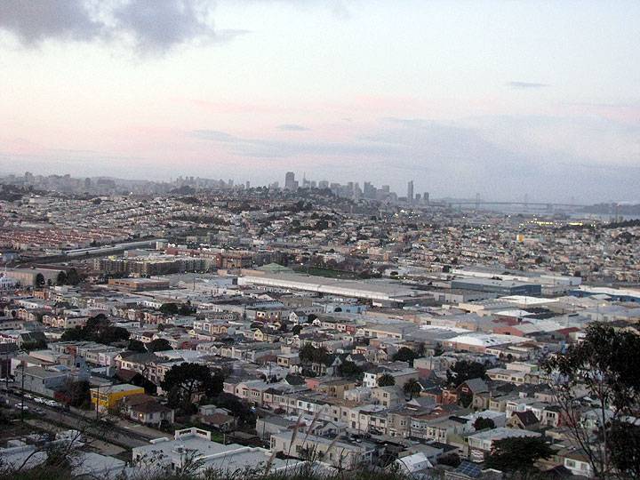 File:Southeast-SF-dusk-downtown-in-distance 5638.jpg