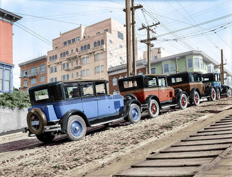 Fillmore-Street-with-1920s-cars.jpg