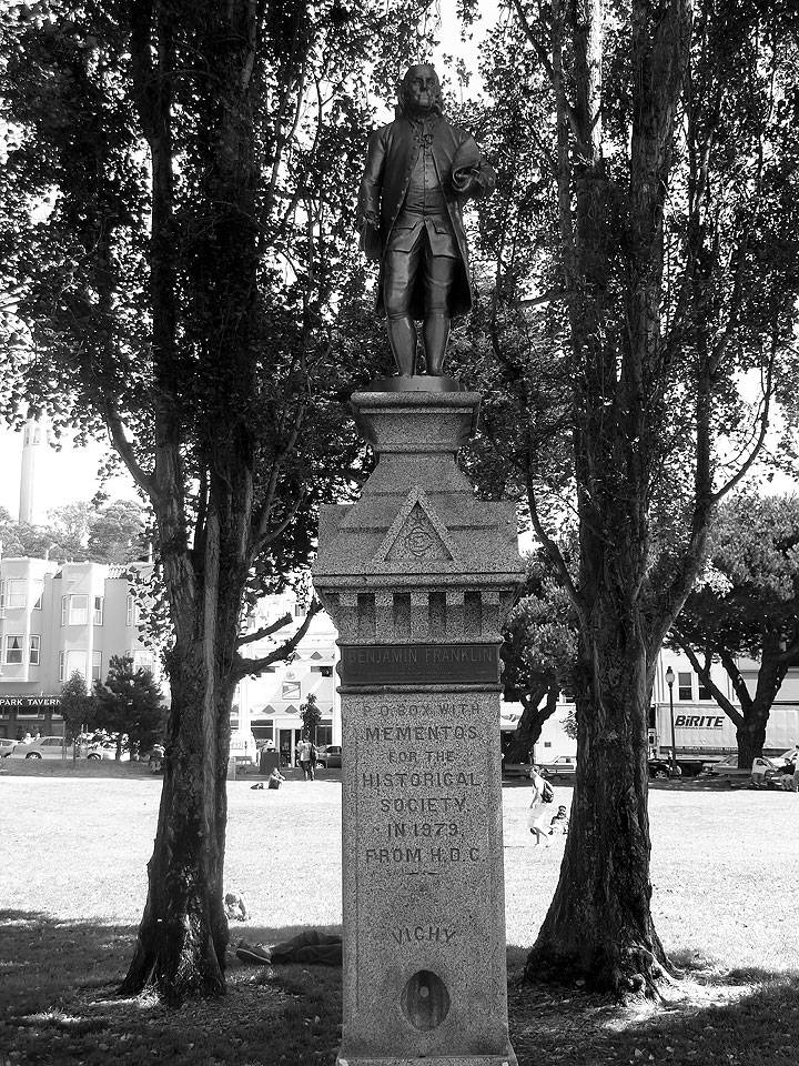 Benjamin-Franklin-Cogswell-Monument.jpg