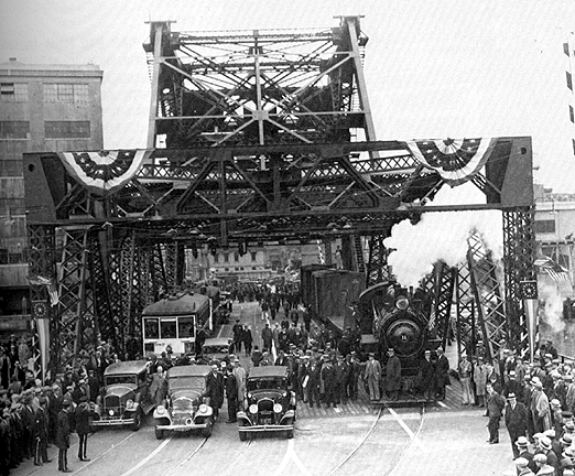 3rd St bridge opening May 12, 1933.gif