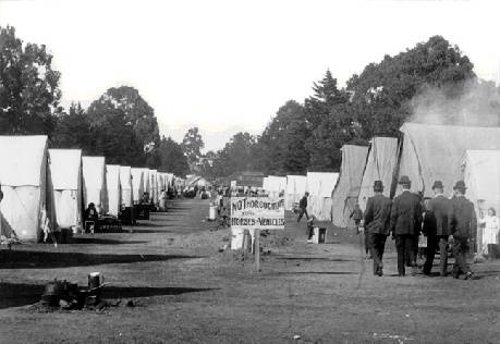 File:Ggpk$refugee-camp-1906.jpg