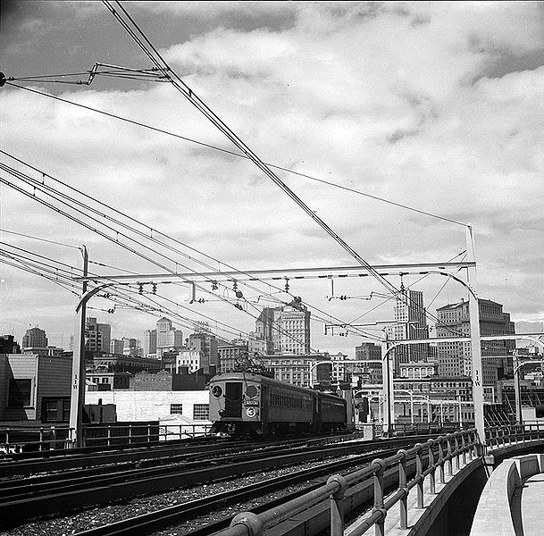 File:Key-train-on-First-Street-ramp-April-1939-Dorothea-Lange.jpg