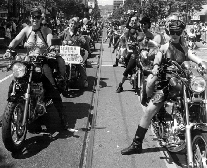 Gay1$dykes-on-bikes-parade.jpg