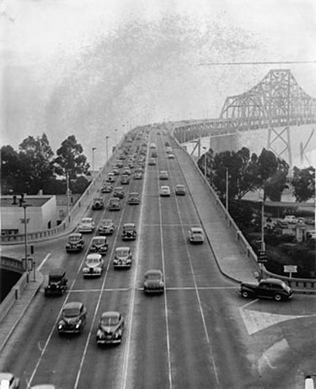 Bw 6 lanes on bay bridge 1946 AAD-2274.jpg