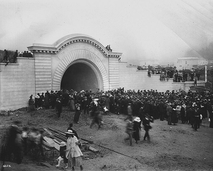 West-Portal-Opening-1917.jpg