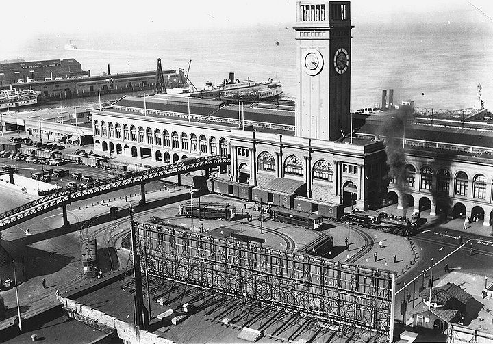 Ferry-Bldg-w-beltline-rr-and-overpass-and-turnaround-c-1930.jpg