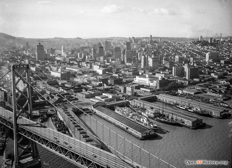 Financial District aerial Jan 29, 1947 opensfhistory wnp28.1785.jpg