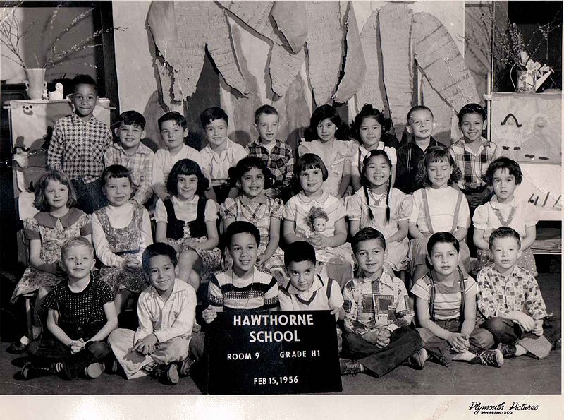 File:Dad's Class Picture Hawthorne 1956.jpg.jpg