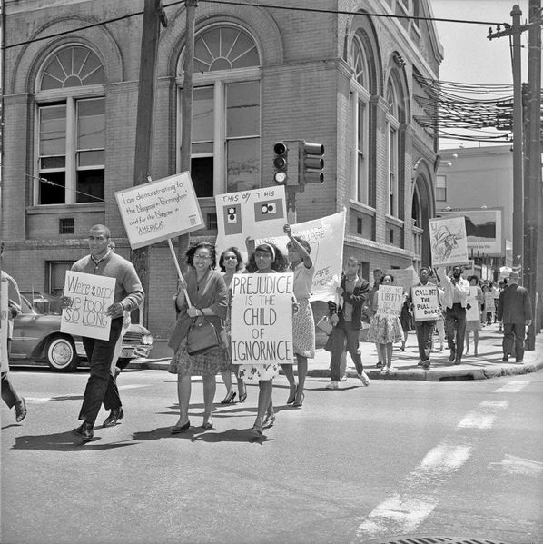 File:1963 civil rights demonstration at Turk and Fillmore.jpg