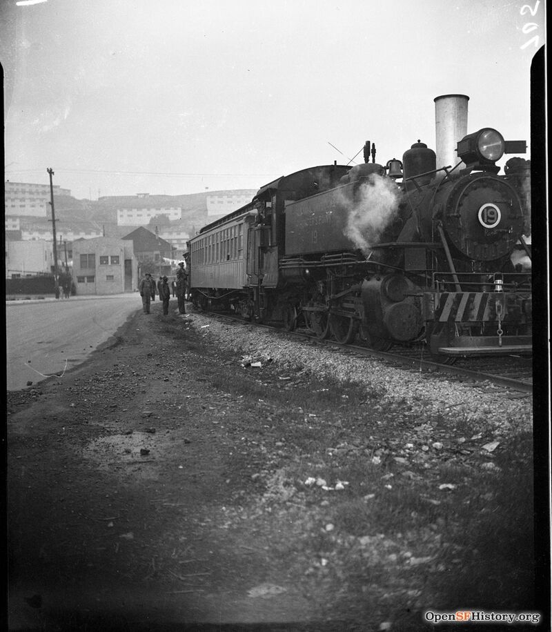 Hp steam train wnp14.4027.jpg