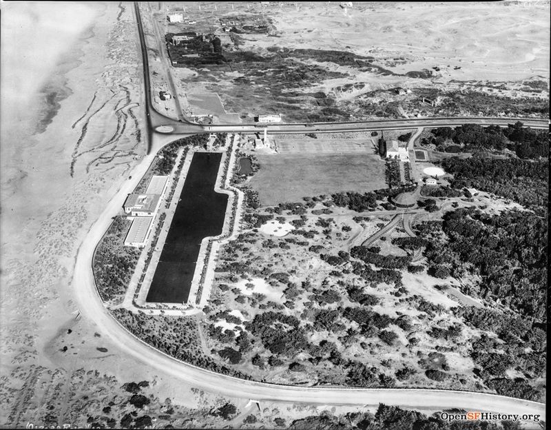 Fleishhacker Pool circa 1928 wnp14.3822.jpg