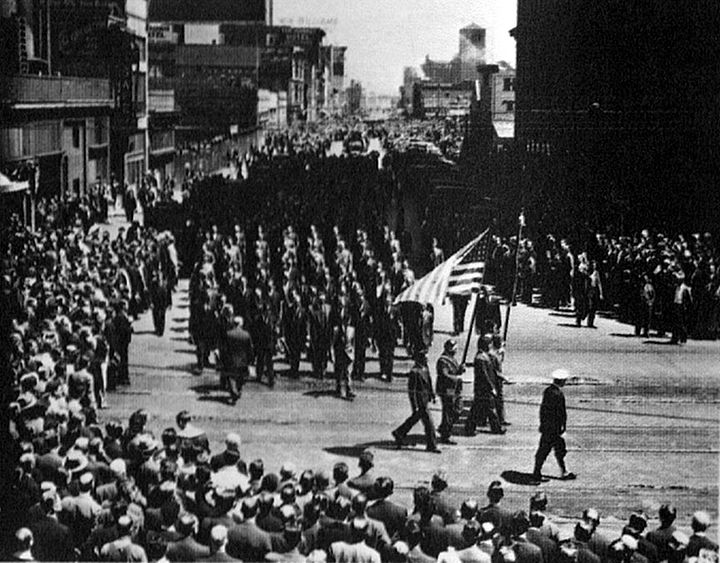 1934-funeral-march-on-Steuart-and-Market.jpg