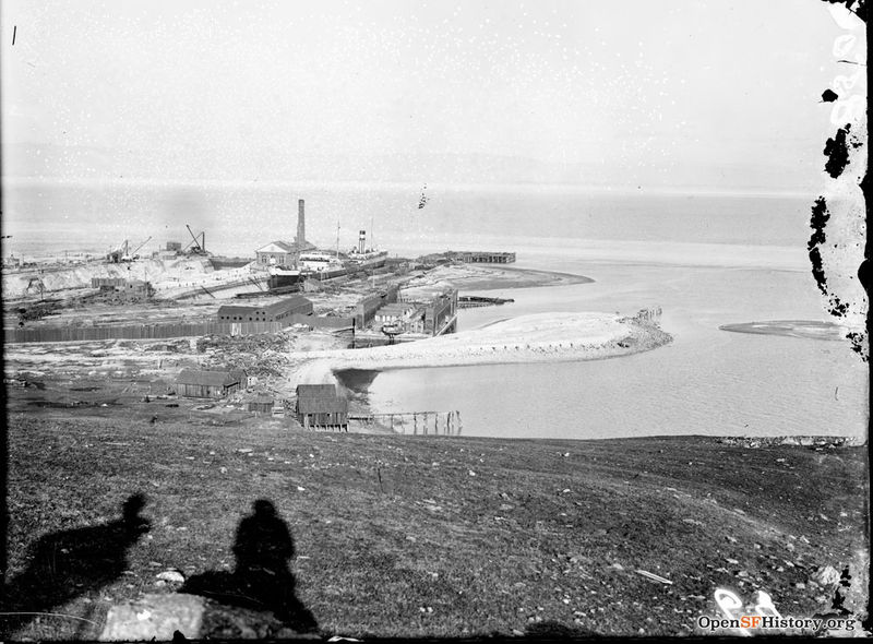 File:Hunters-Point-Shipyard-circa-1900-wnp30.jpg