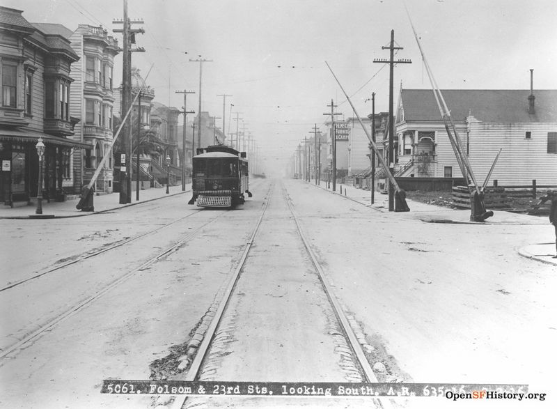 File:Feb 2 1916 View South on Folsom Street at 23rd Street, Southern Pacific Railroad crossing and United Railroads streetcar 1350 (U05061) Line 36 - 1350-36-01 NB Folsom at 23rd 2 Feb 1916 URR 5061 wnp5.50336.jpg