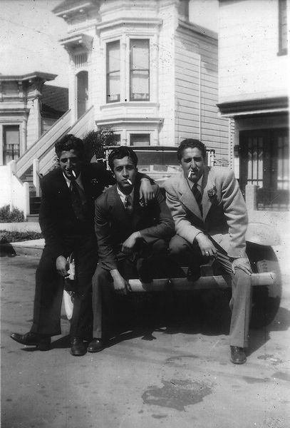 File:Reginas-dad-at-right-brother-at-left-cousin-Busalacchi-who-died-young-in-middle-c-1938.jpg