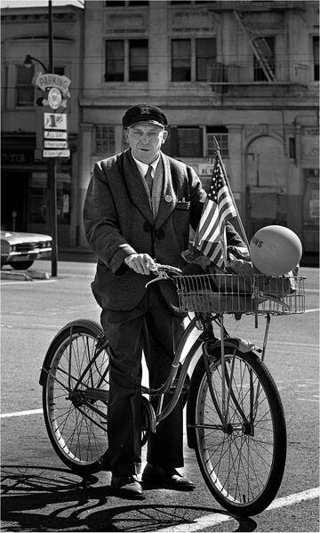 File:Ted-Kurihara-bike-messenger-1968 0732-m-003-copy.jpg