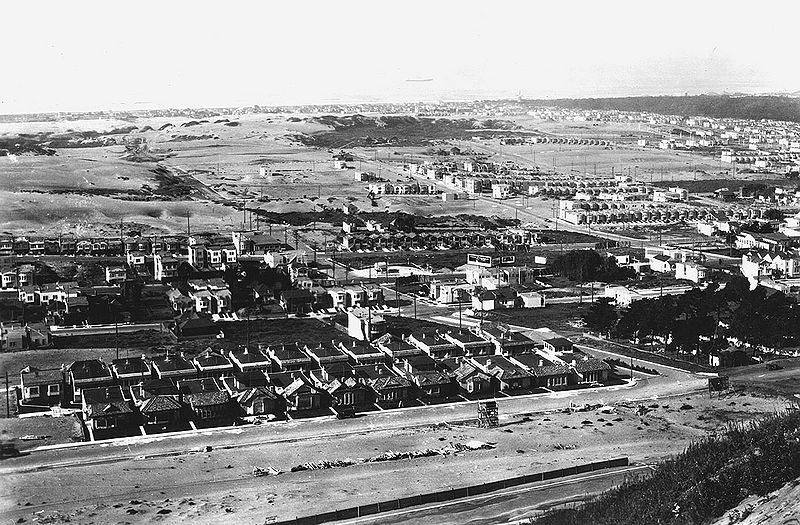 File:West-from-Golden-Gate-Heights-near-Pacheco-and-Funston-Shriners-Hospital-at-far-right-Jan-16-1928-SFPL.jpg